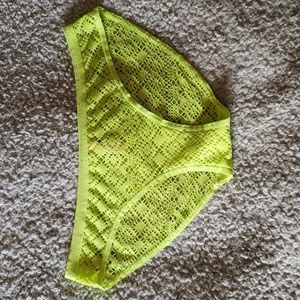 NWOT VS Body by Victoria Stretchy Lace Bikini Panty